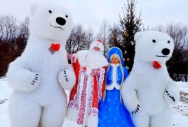 Новогодние Елки с Диджеем, Ростовыми куклами и Дедом Морозом и Снегурочкой